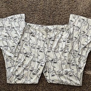 Elastic Waist Printed Flare Pants!